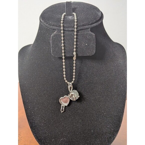 Heart Locket Charm Keychain Silver Tone Ball Chain Jewelry Box Accessory - Picture 3 of 5